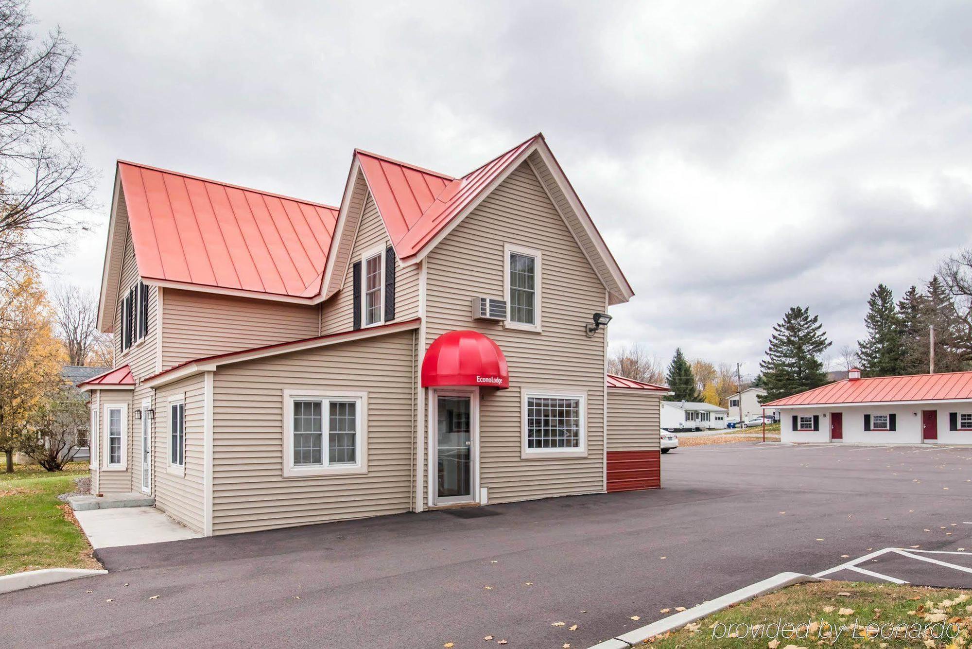 Econo Lodge Saint Albans Exterior foto